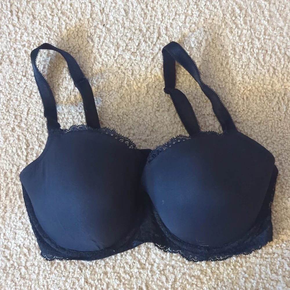 Victoria's Secret Dream Angels Lined Demi Black Bra Size 34 DD